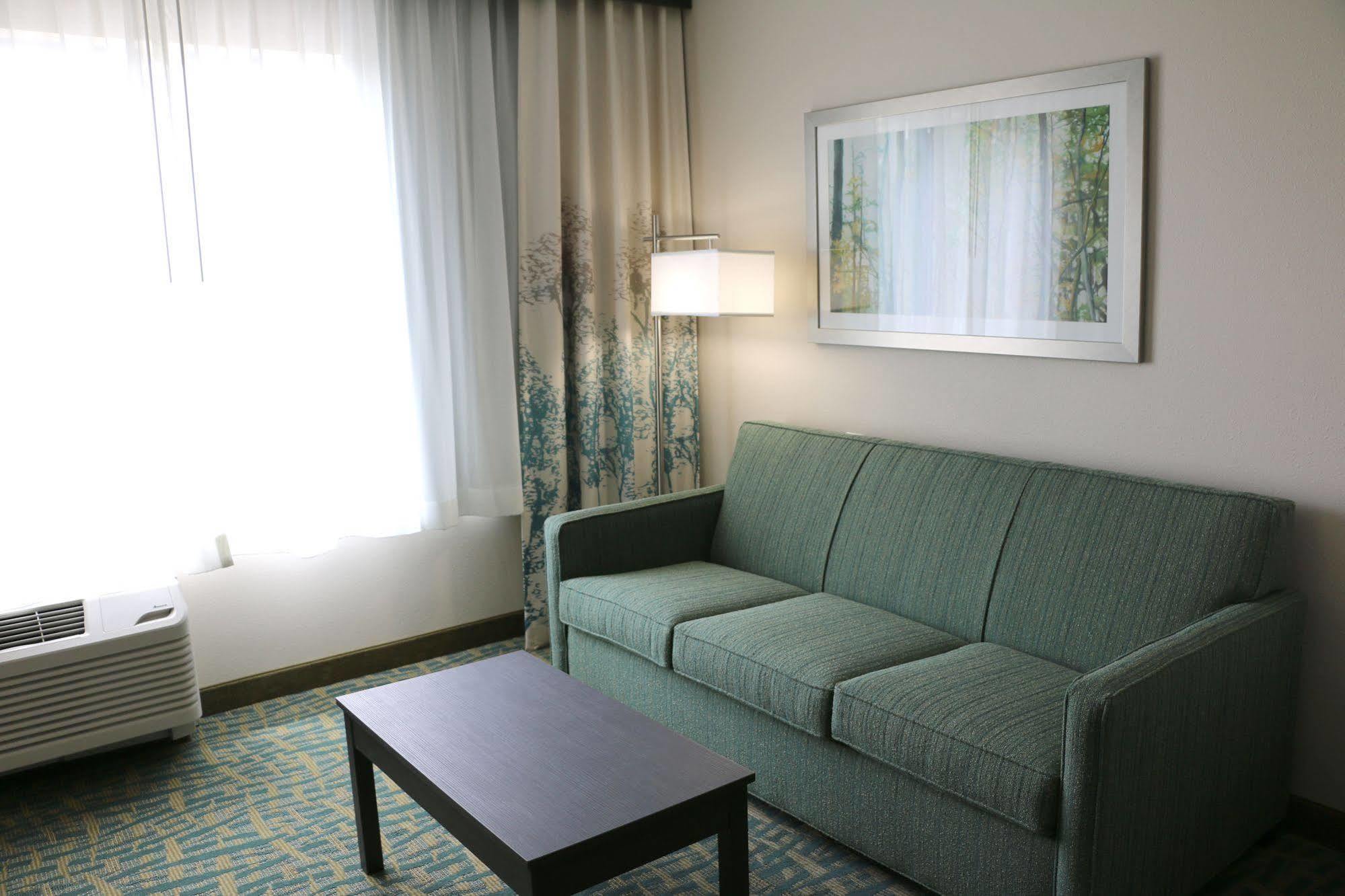 Holiday Inn Express & Suites - Hendersonville Se - Flat Rock By Ihg Exterior foto